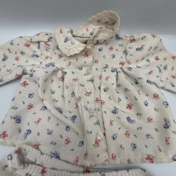 American Girl Doll Floral Pajamas Set Cream Pink Blue Lace Trim Fair Condition - Picture 7 of 8